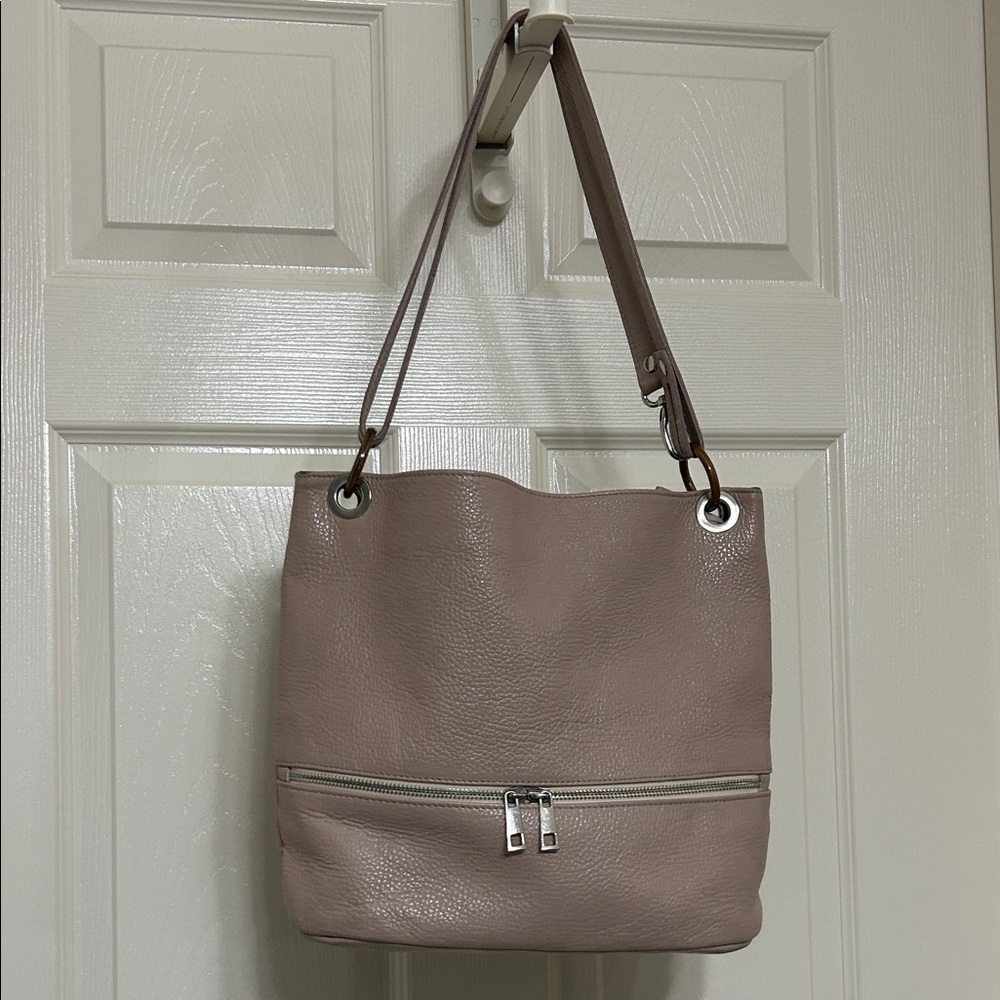 Vera Pelle Genuine Italian Leather Shoulder Tote in Mauve Taupe Pebbled 13 x 11